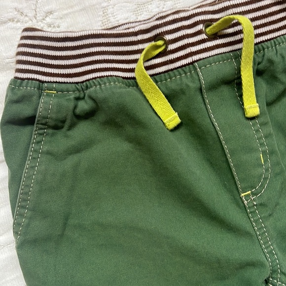 Mini Boden Shorts - Picture 4 of 6